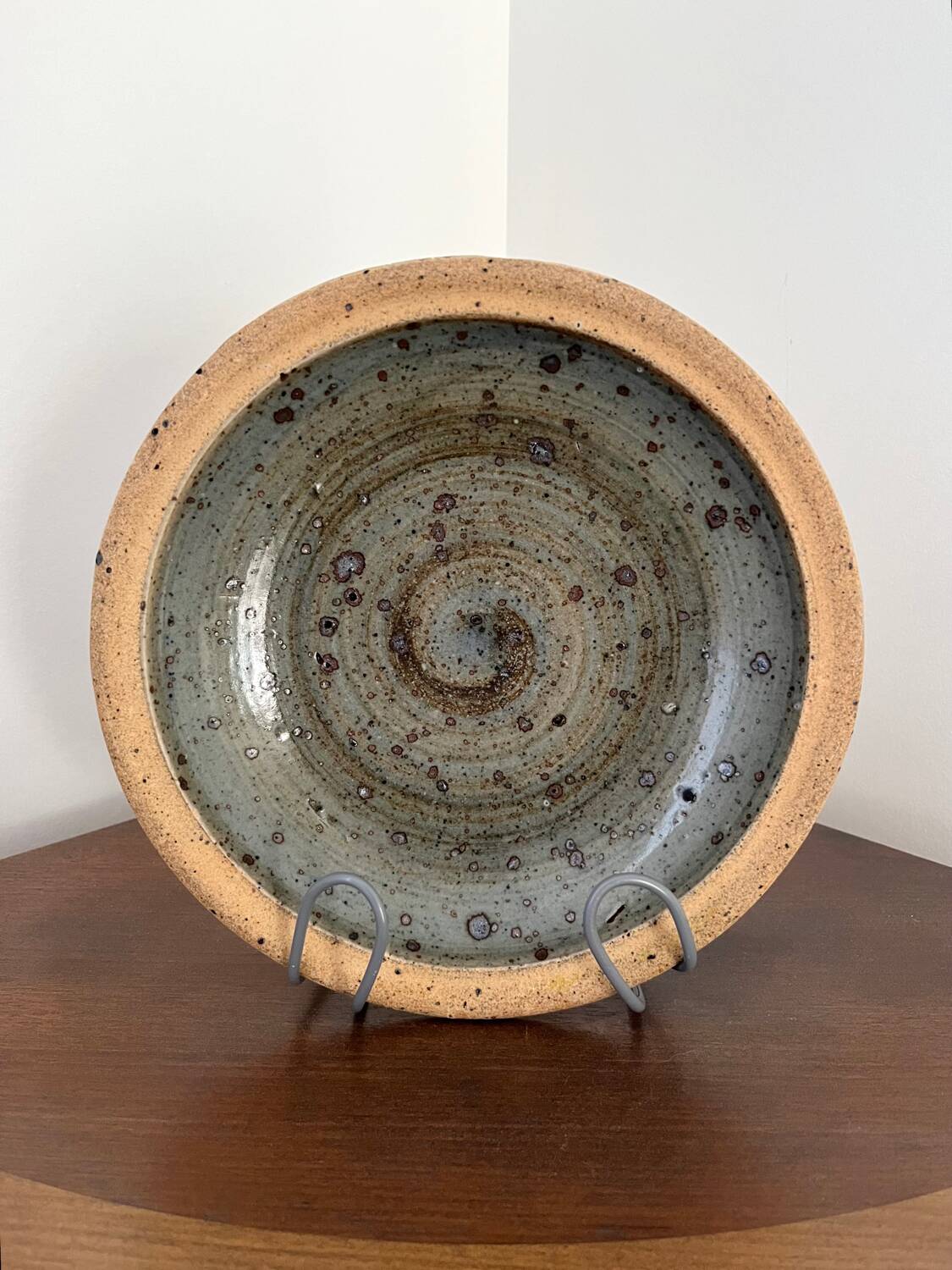 Set of stoneware plates signed by Pierre Digan – La Borne