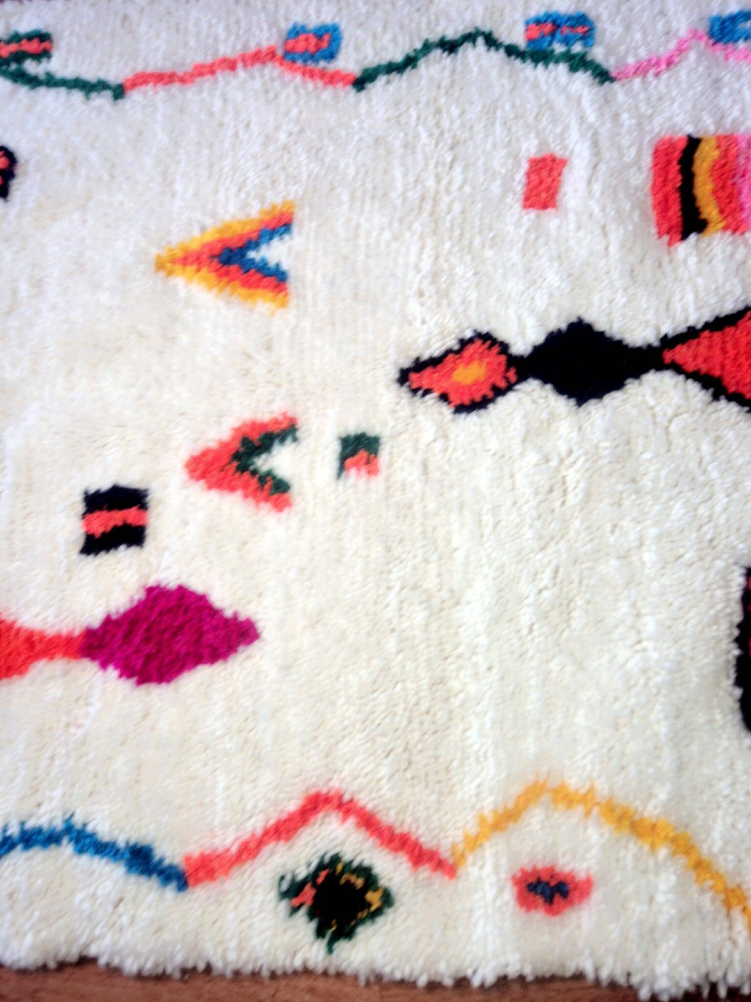 Magnificent & Authentic Azilal Berber rug in wool – Unique piece
