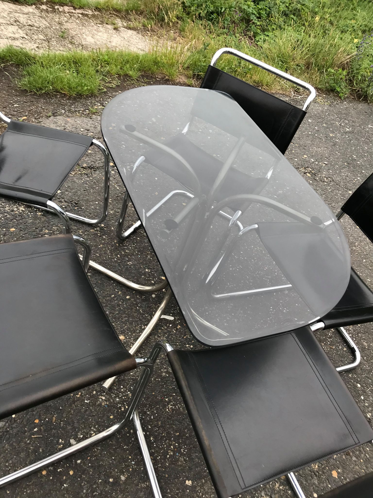 Table et chaises style bauhaus italien chrome & fumé années 1960