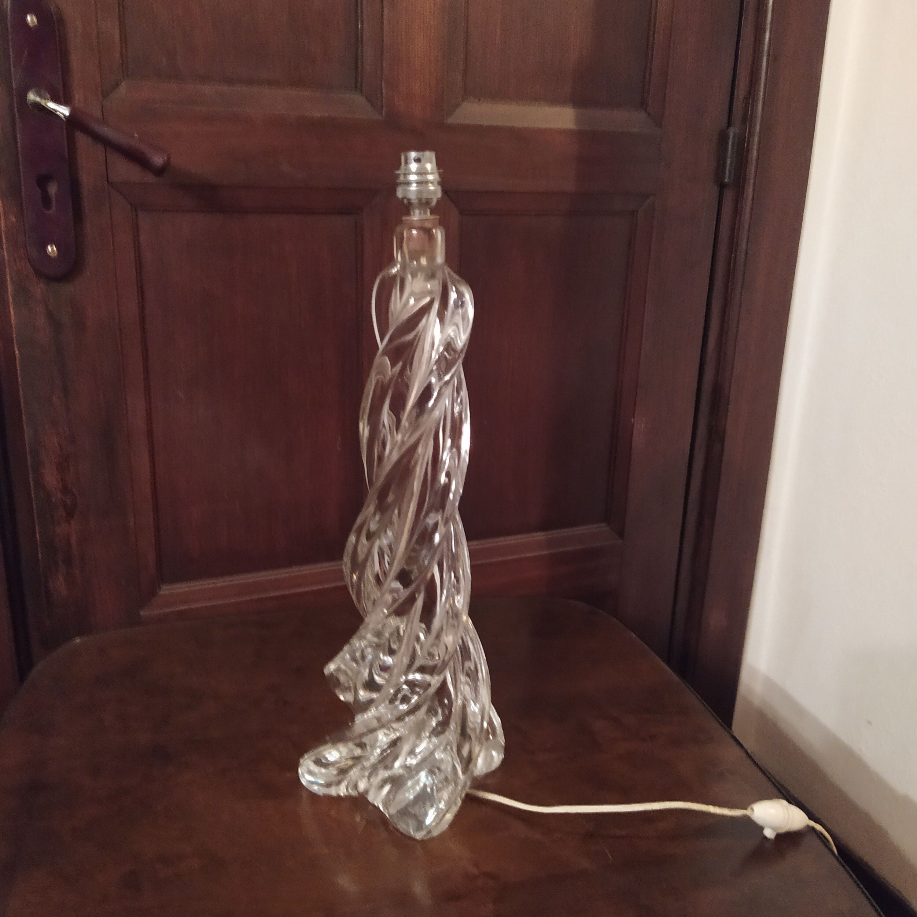 Lamp foot in twisted Sèvres crystal 1960