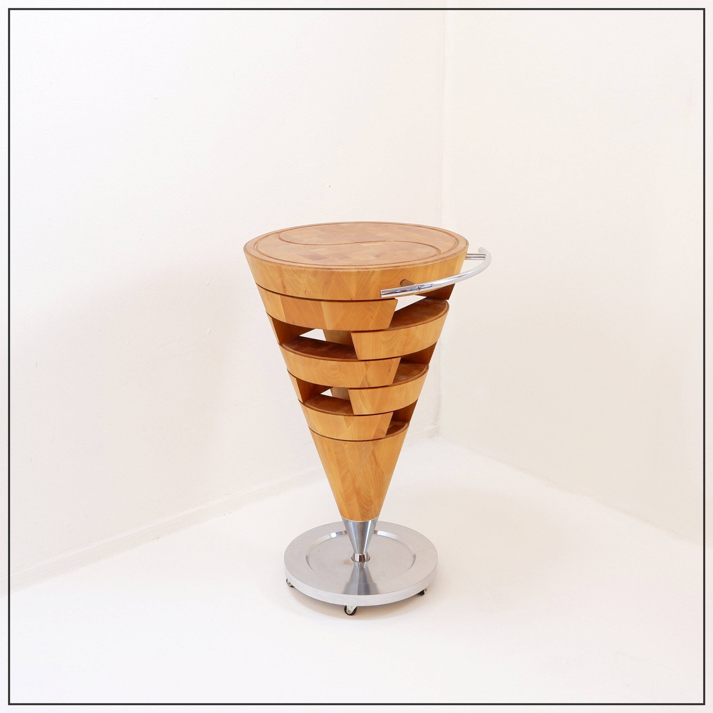 Cone-shaped kitchen unit with drawers