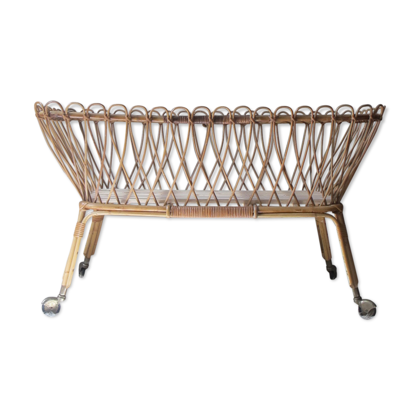 Cradle in rattan and wicker vintage