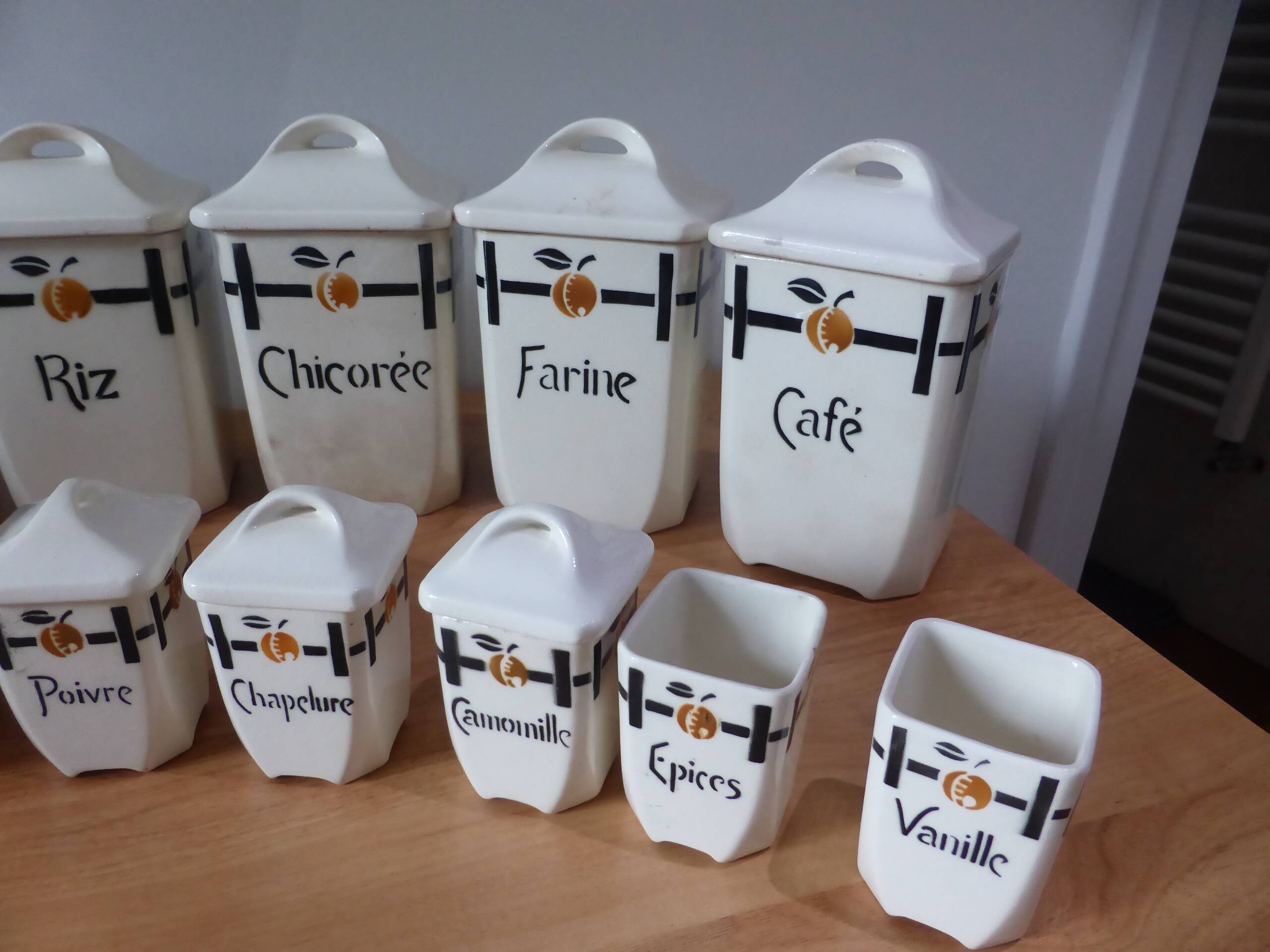 15 vintage spice boxes in porcelain from Badonviller 240561