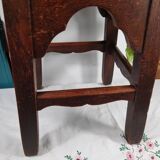 Tabouret ancien artisanal en bois massif – Pièce unique