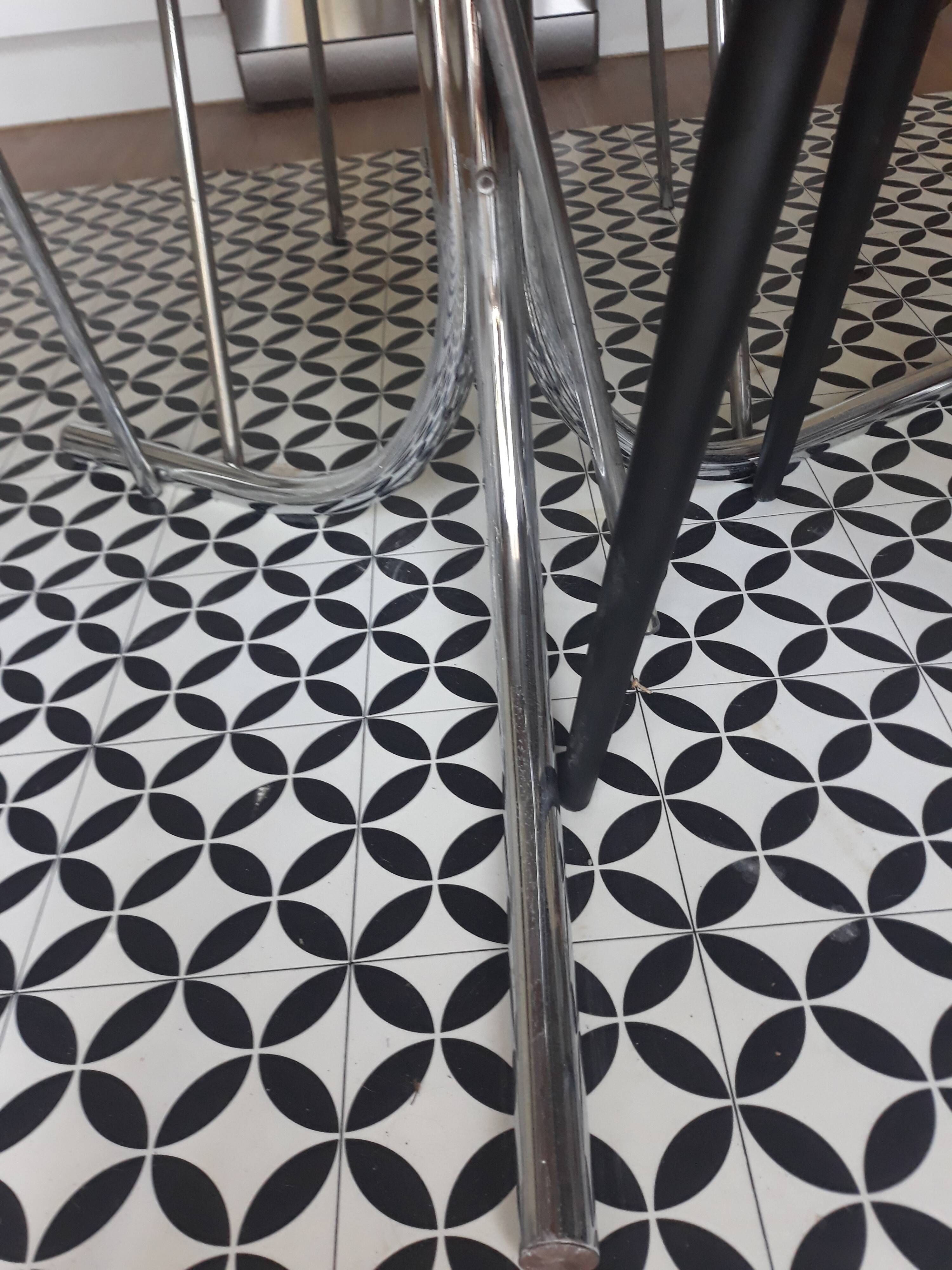 Round table marble and chromed 70 years