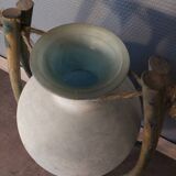 Amphore en verre avec support