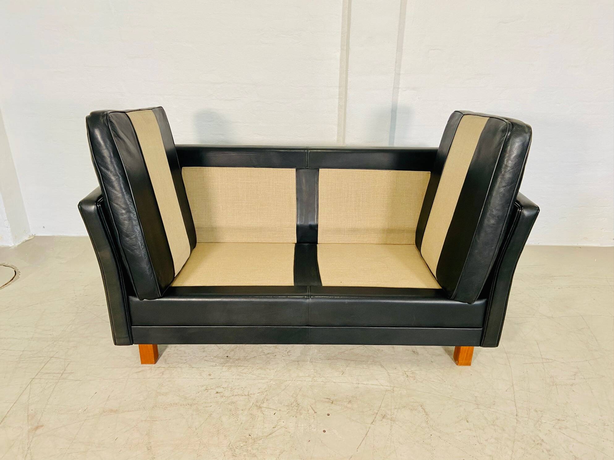Vintage retro danish mogens hansen 2 person black leather sofa