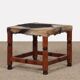 Tabouret en bois massif et peau, travail du XXe siècle