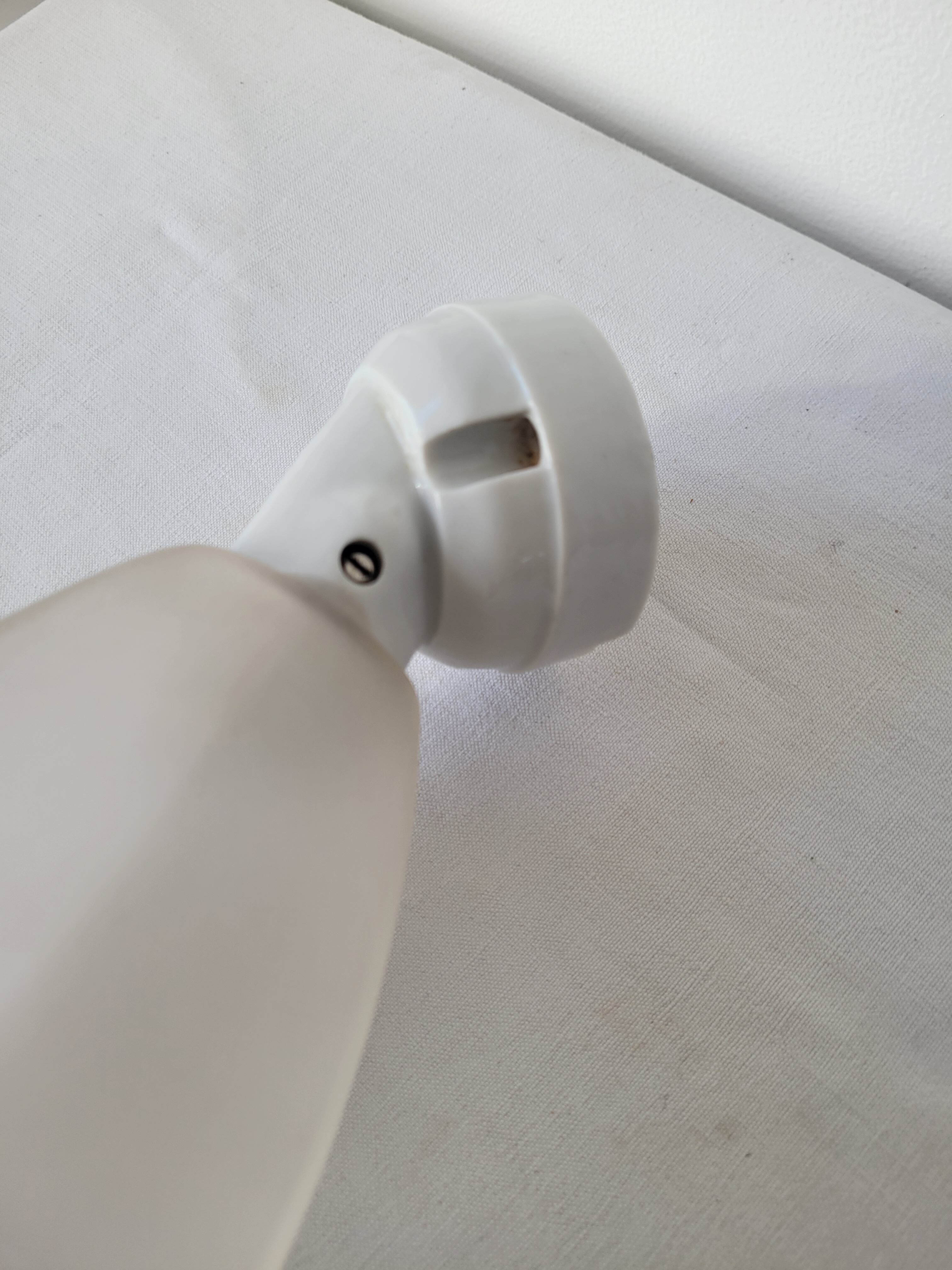 Art Deco wall lamp in porcelain and glass