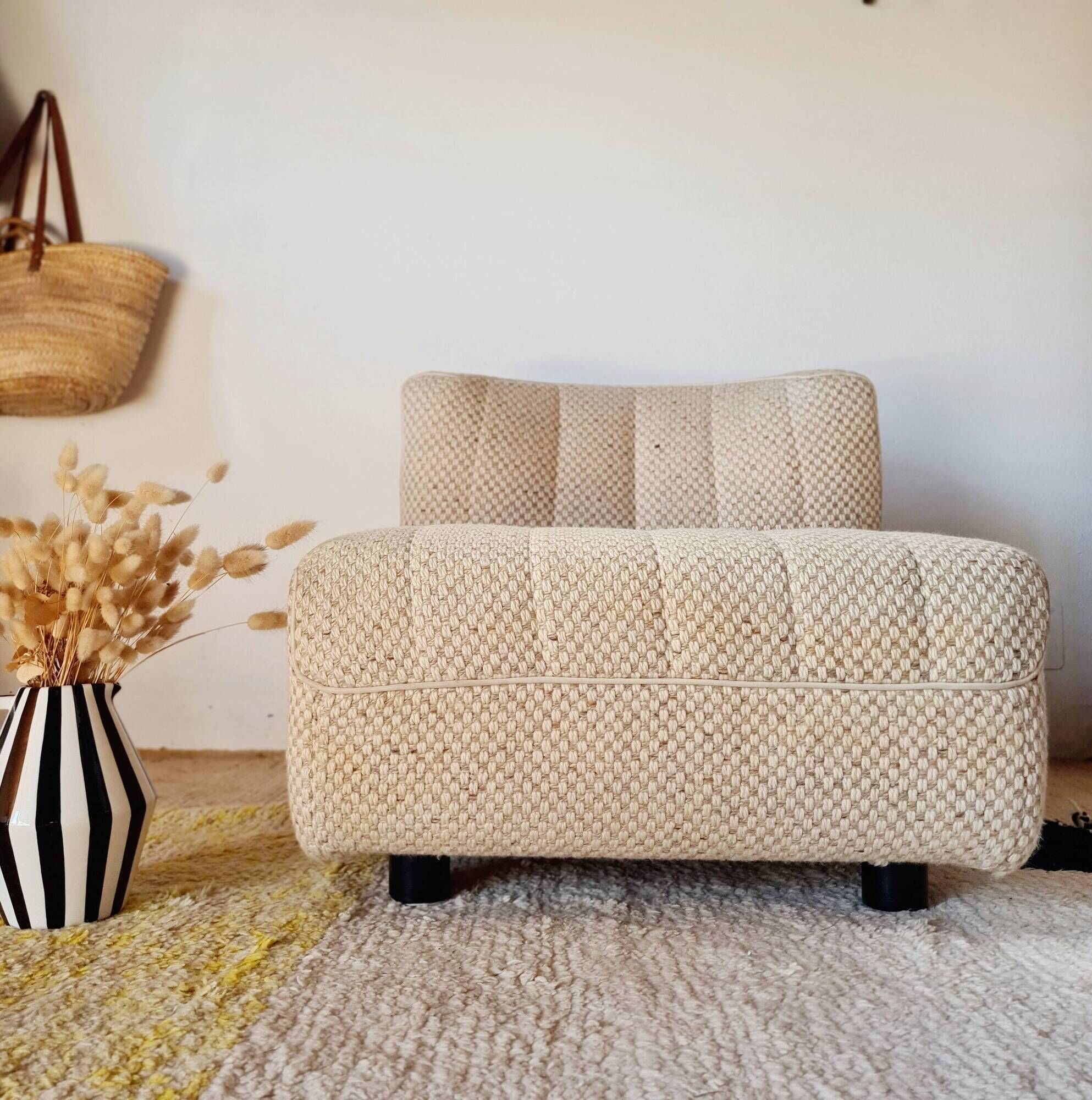 Vintage wool armchair, International Furniture Paris - 70s