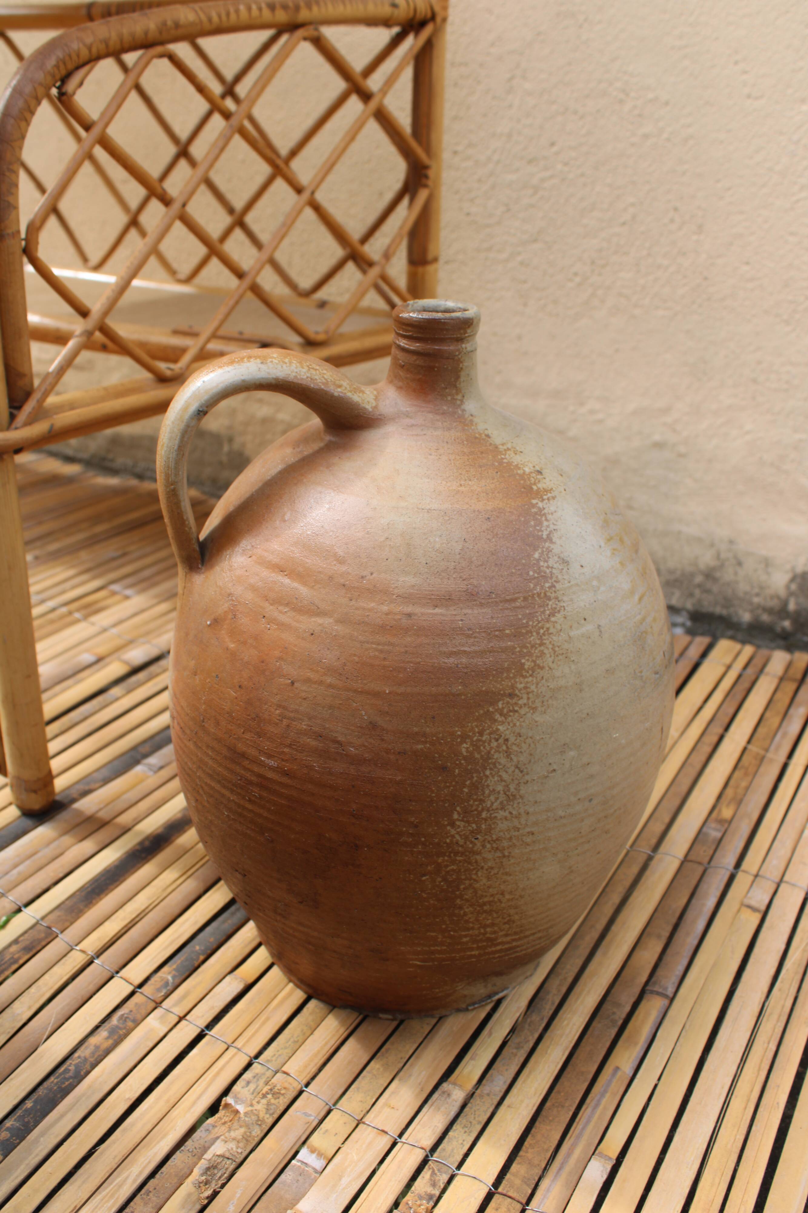 Sandstone jar