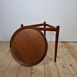 Round teak coffee table – Mid-century modern design, 1960s, Scandinavian elegance