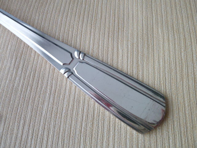 Silver metal soup ladle 10 G White metal