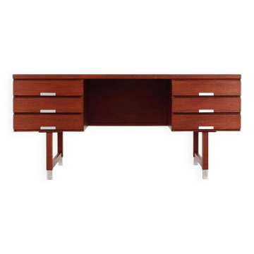 Teak desk, Danish design, 1970s, manufacturer: Eigil Petersens Møbelfabrik