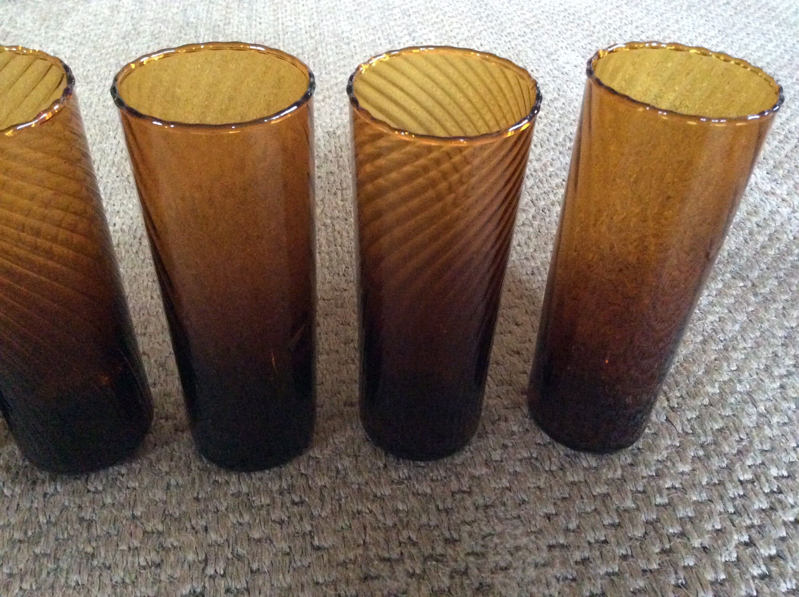 Série de 6 verres ambres