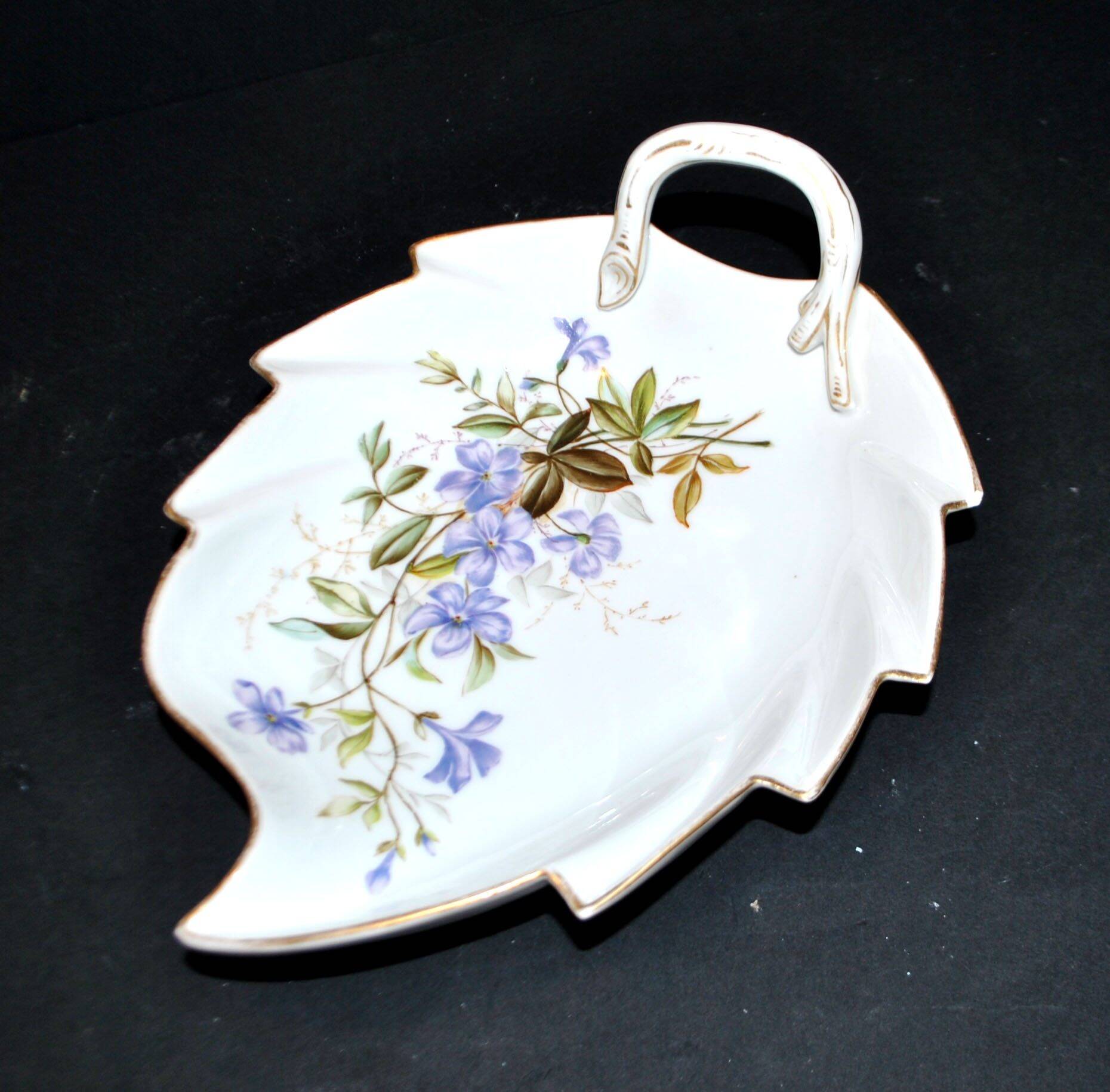Meissen ravier coupelle décor fleurs peint en porcelaine signé Meissen
