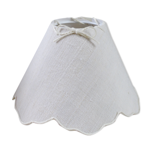 abat-jour en tissus blanc