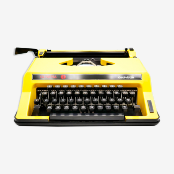 Machine à écrire Olympia Dactylette révisée ruban neuf