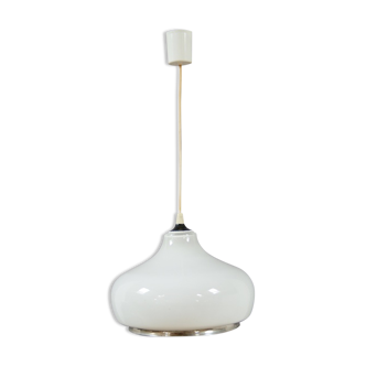 White pendant light