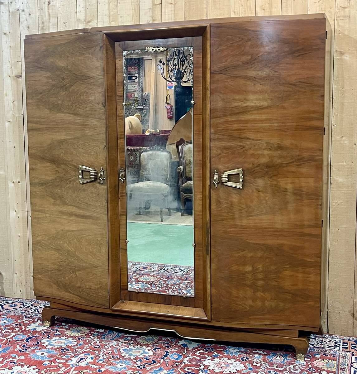 Art Deco 3-door walnut wardrobe - 1930s