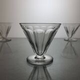 4 Baccarat crystal white wine glasses Rex model / Art Deco model H.8 cm D.8.7 cm In good condition
