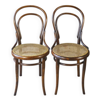 2 Bistrot Thonet N°14 chairs, 1880 and 1890 Canned