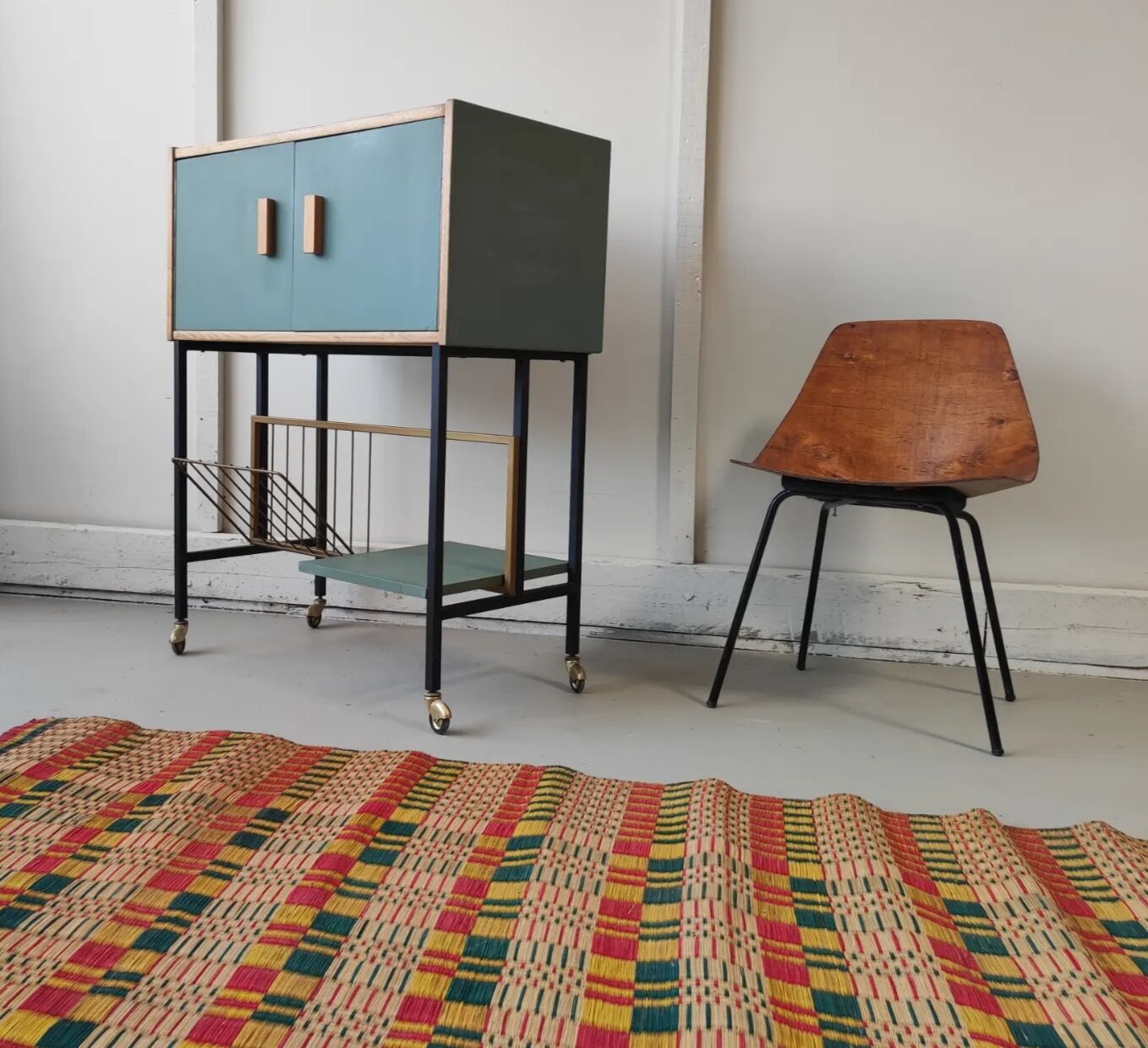 Sideboard furniture for turntable vintage 50's