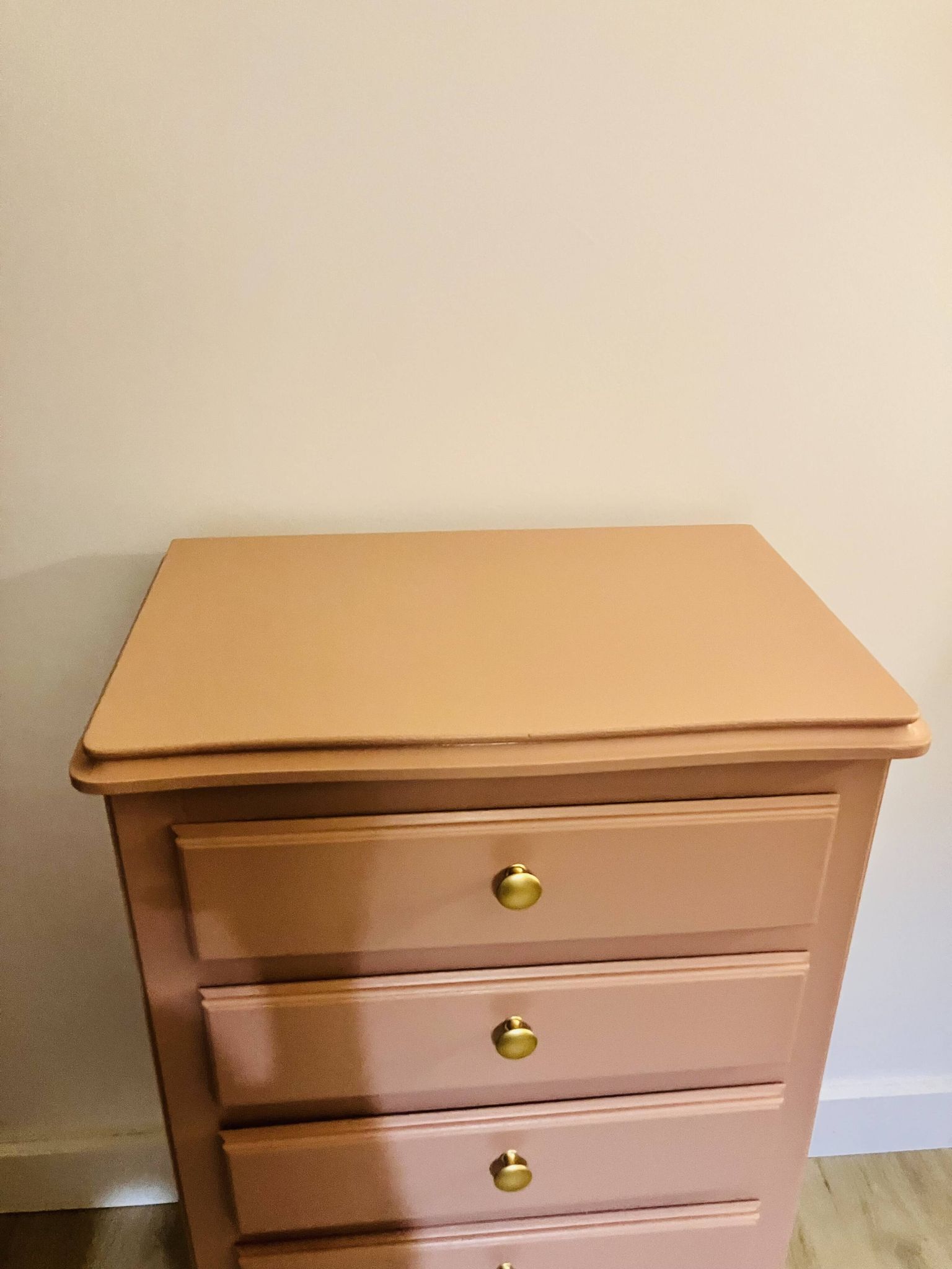 Chiffonnier en bois rose