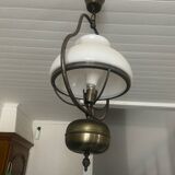 Suspension opaline