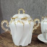 tea or coffee service in porcelain, Louis XV Rocaille style, 19th century