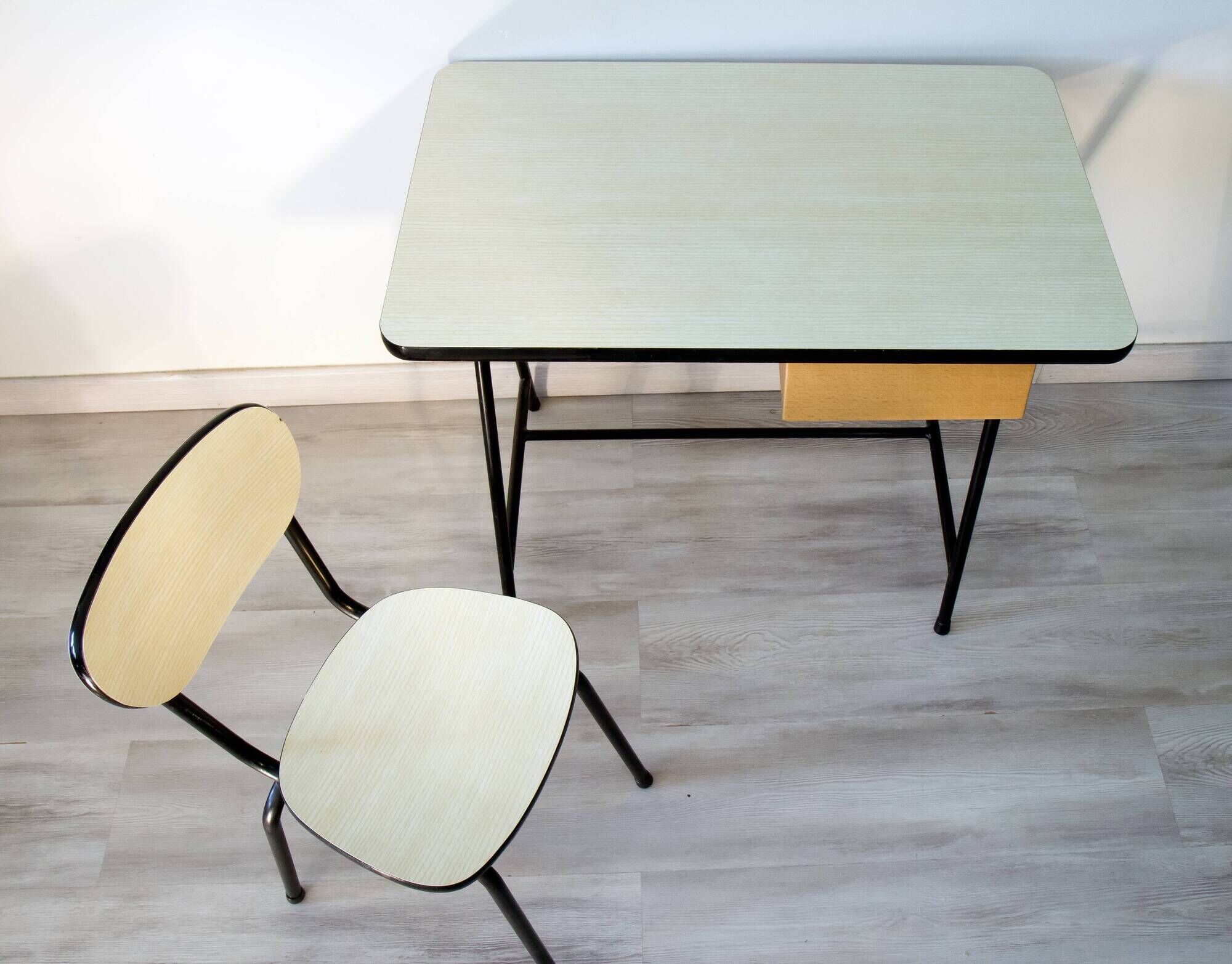 Children's desk and its chair 60s, formica, wood and steel
