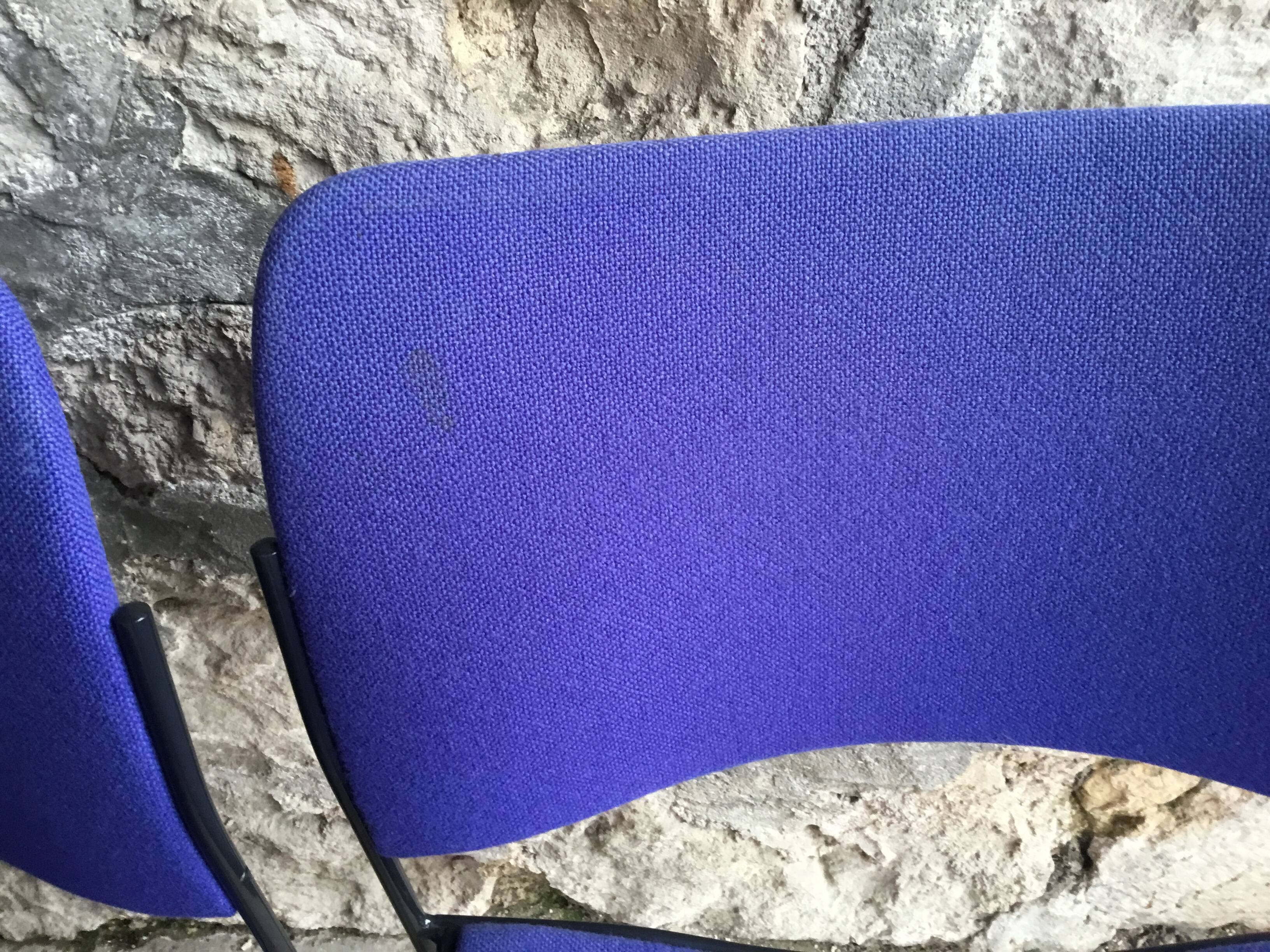 Set of 6 blue Howe 40/4 stacking chairs by David Rowland