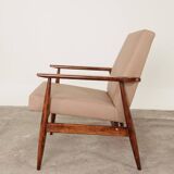 Scandinavian Lounge Chair Vege Leather Beige Classic Design Walnut Color Wo