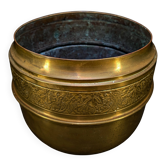Large brass jardinière from the 19th century.