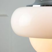 Grand lampadaire de l'ère spatiale de Guzzini, années 1960.