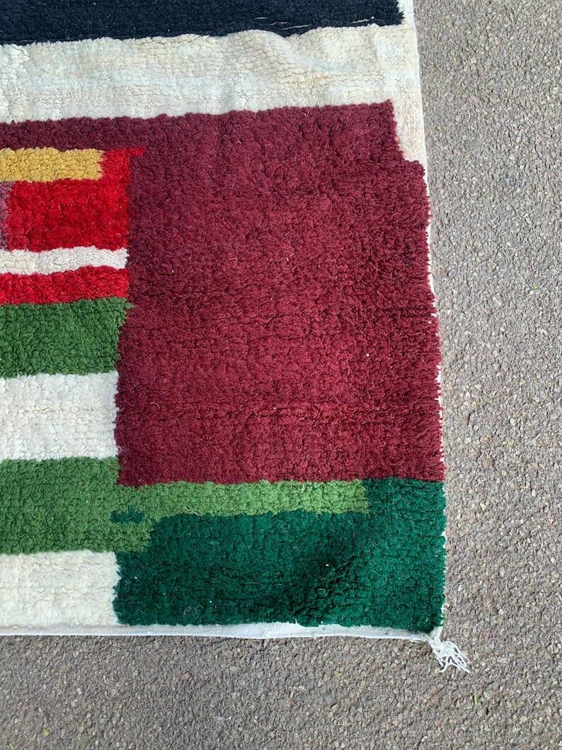 Handmade pure wool rug, size 140 x 260 cm.