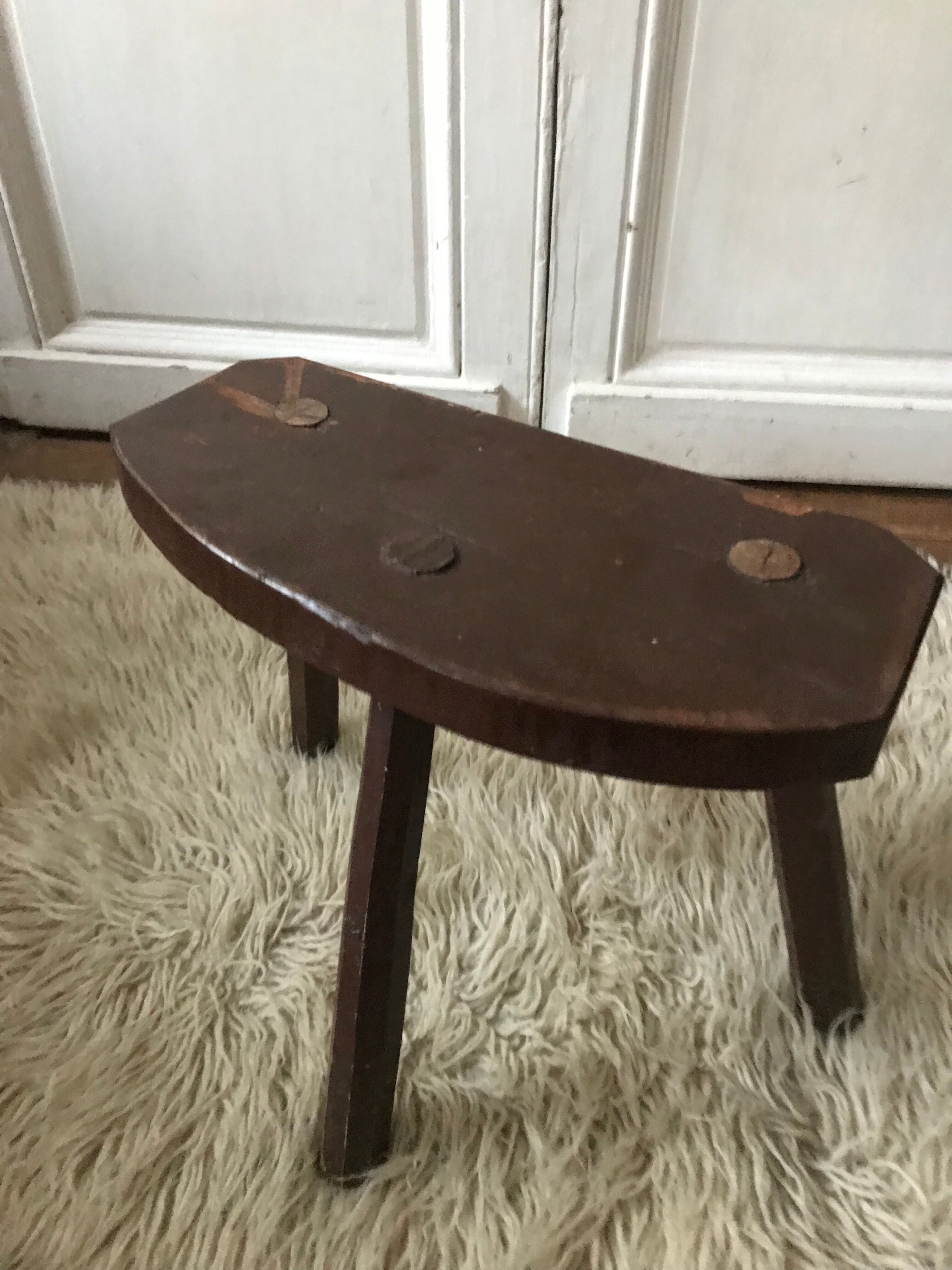 Tripod stool