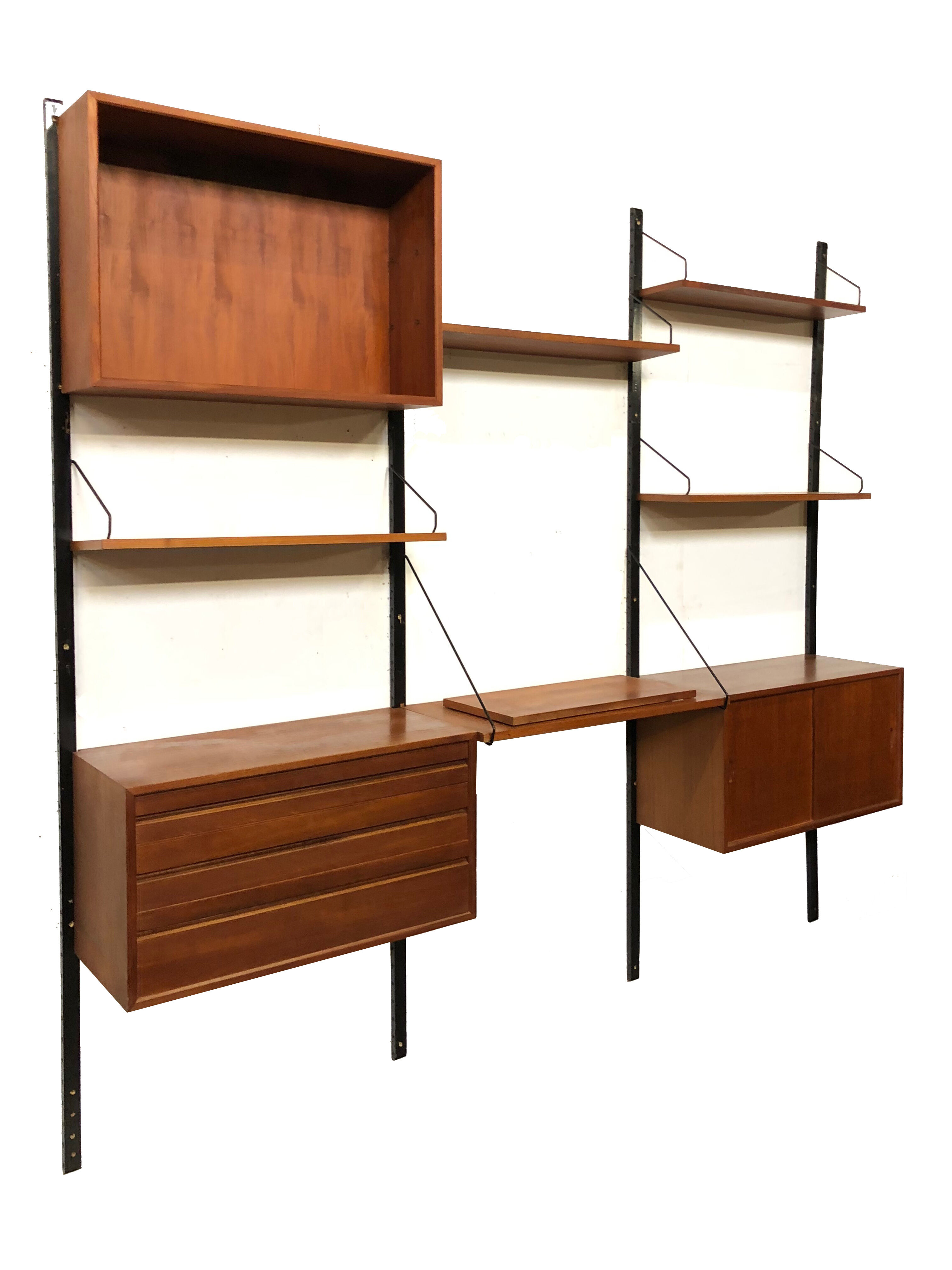 Wall shelf Poul Cadovius Royal System