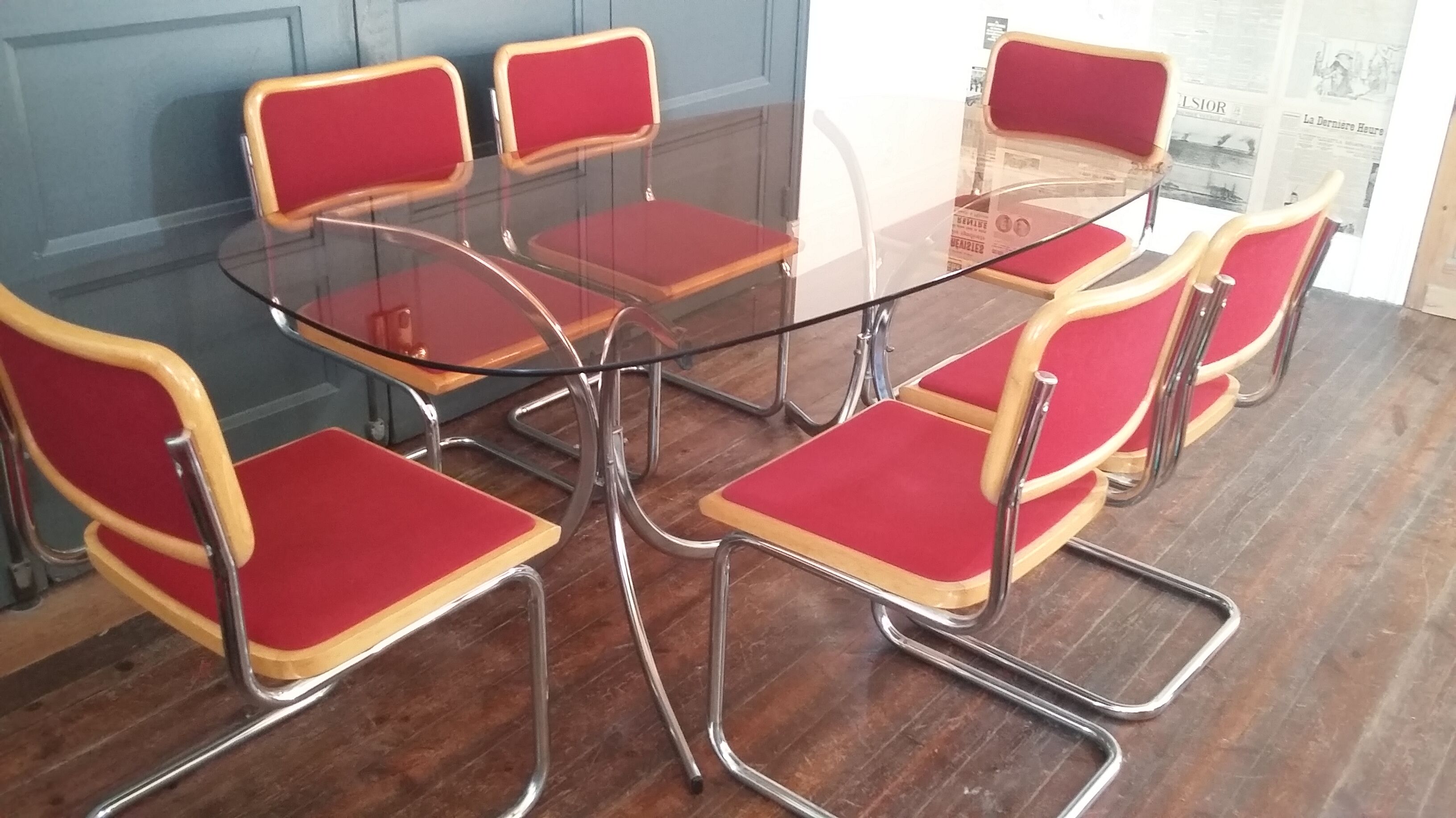 Vintage dining table glass and chrome 1970