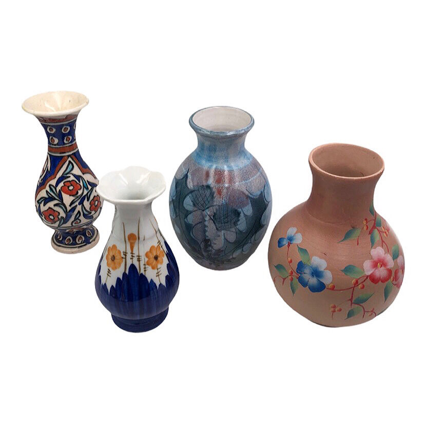Small flowery vintage vases