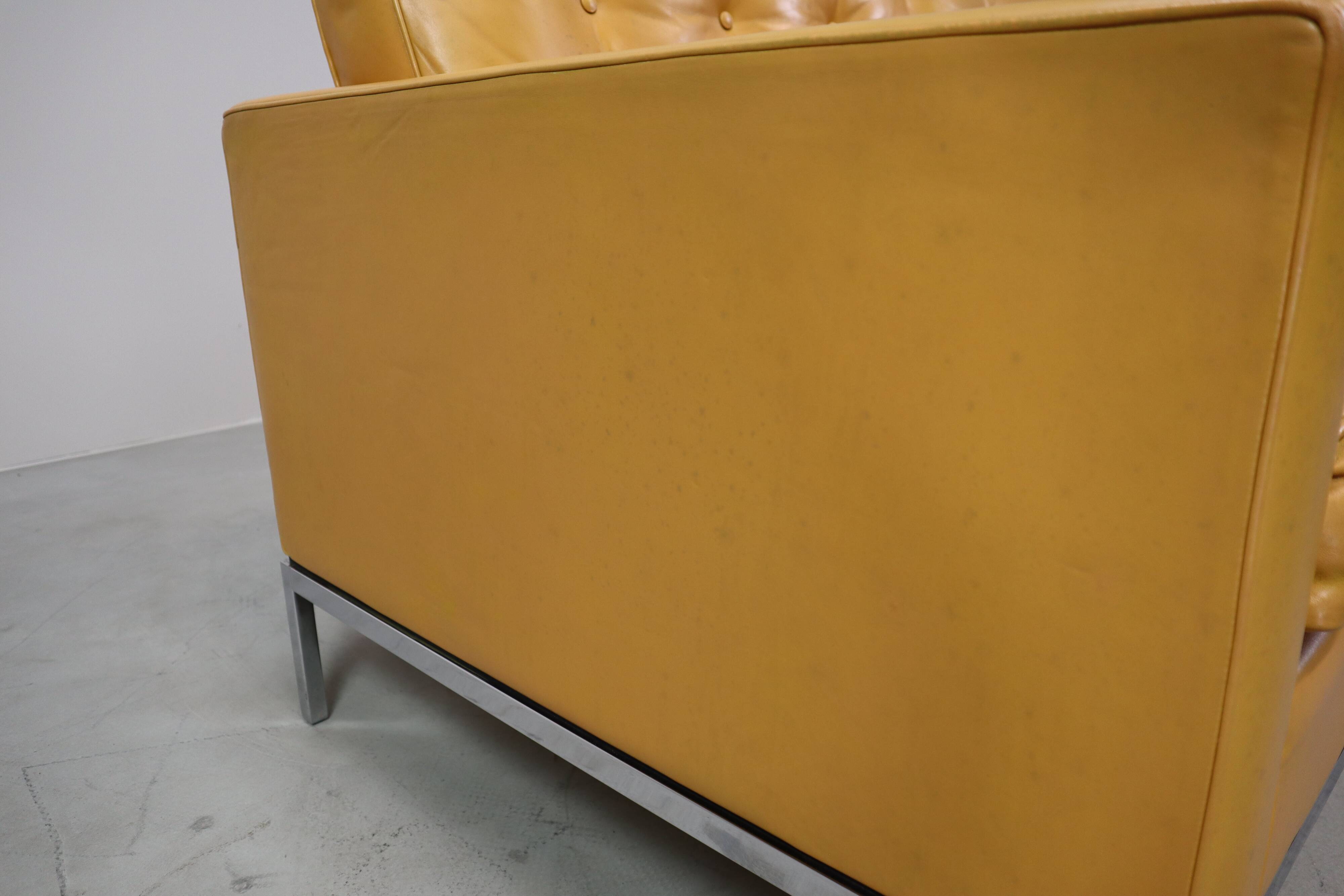 Florence Knoll two-seater sofa in mustard yellow leather, 1970