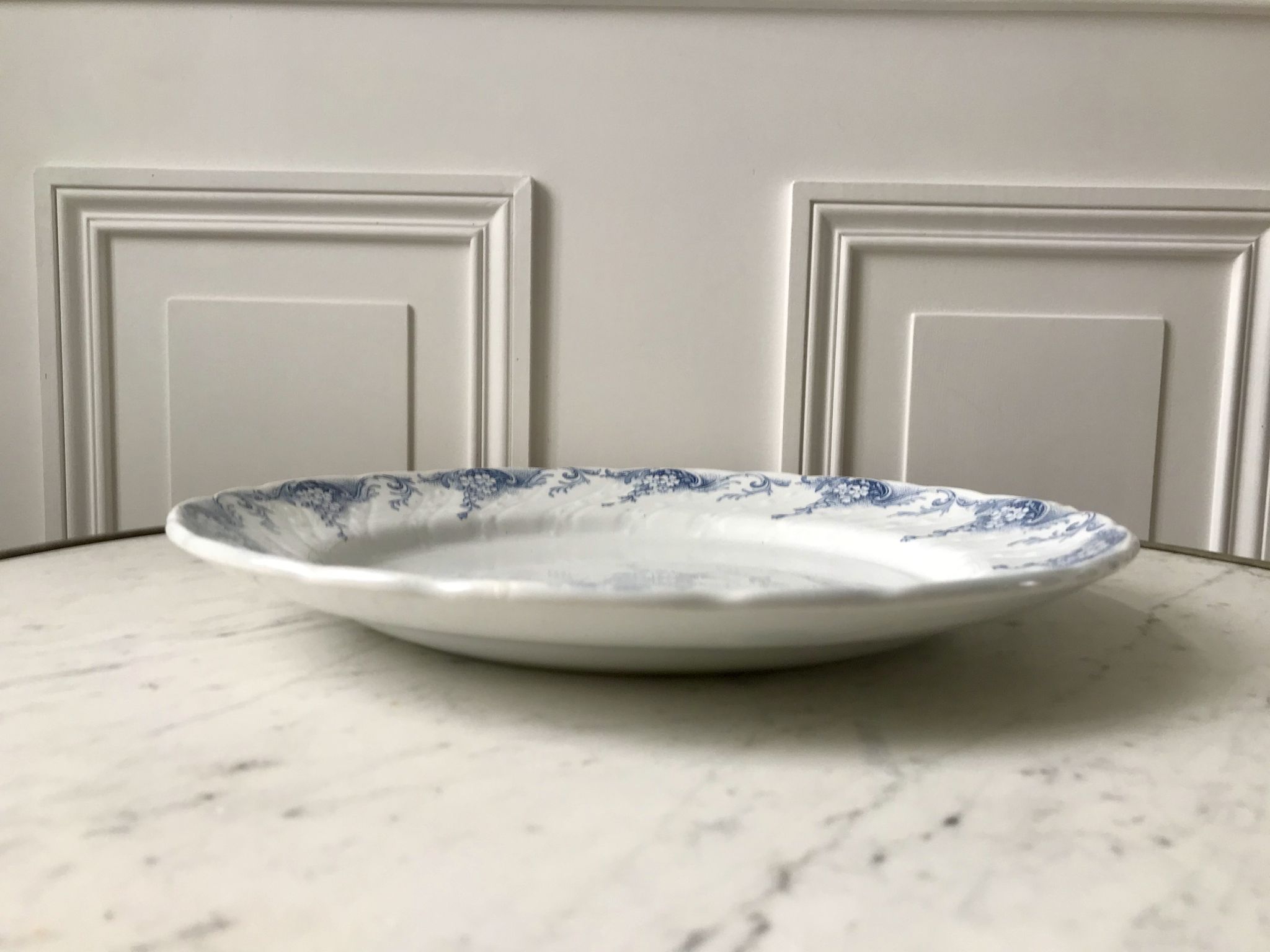 Round dish in Iron Earth K&G Lunéville model "Angèle" late 19th century