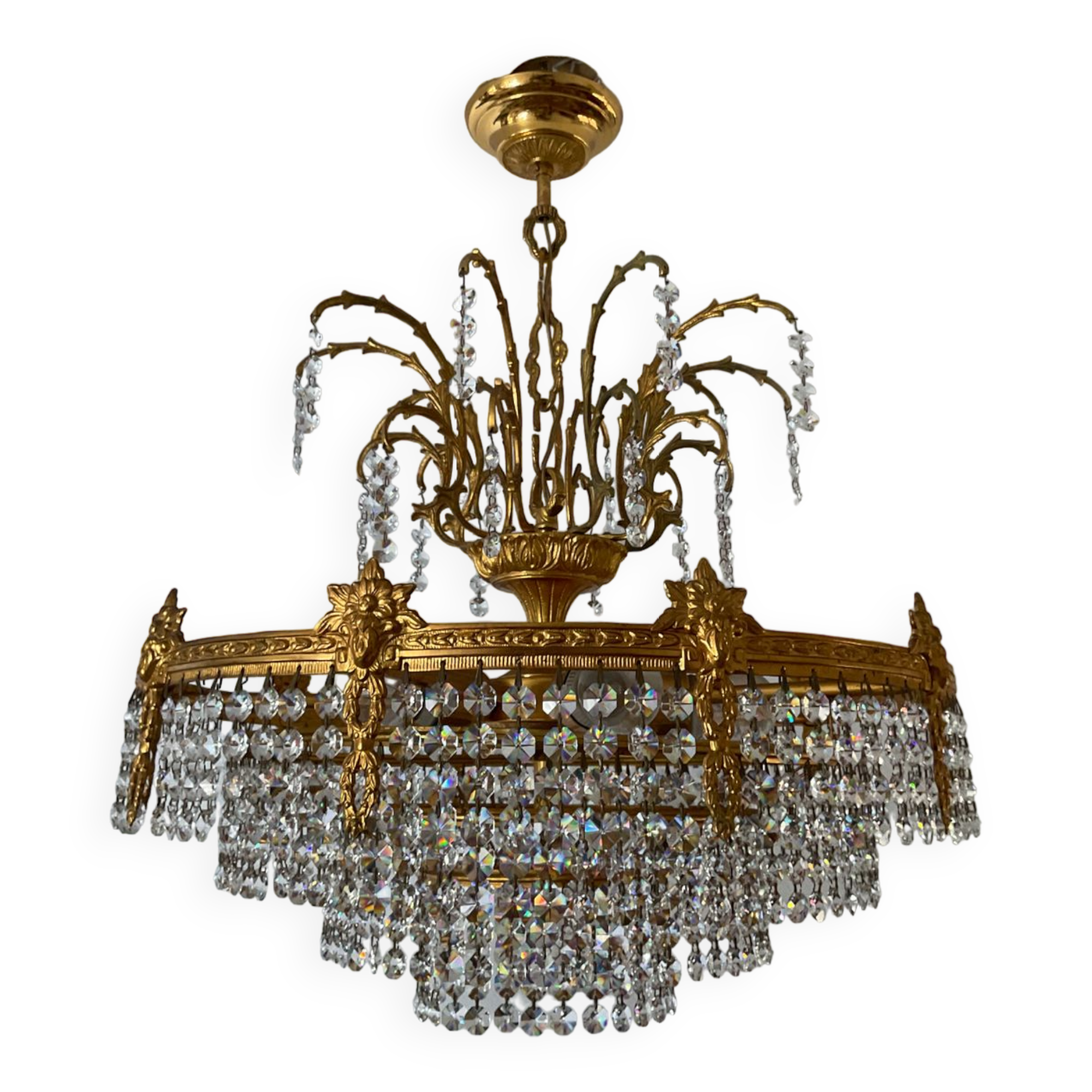Lustre en bronze et cascade de pampilles en cristal