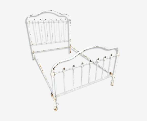 Lit ancien metal