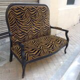 Bench old leopard