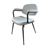 Fauteuil en skaï et pieds compas en métal noir, années 60