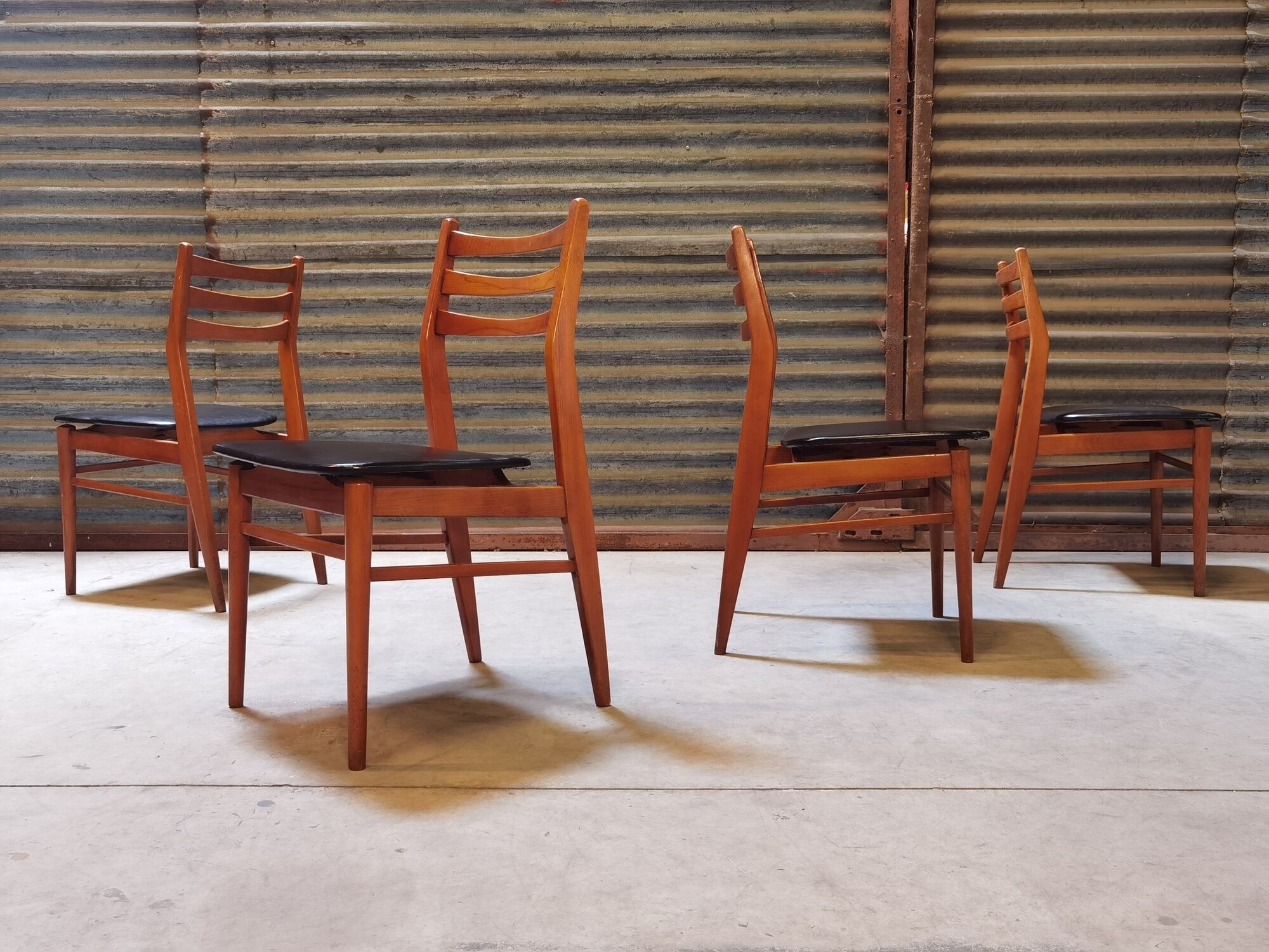 Set of 4 french chairs in scandinavian style year 60