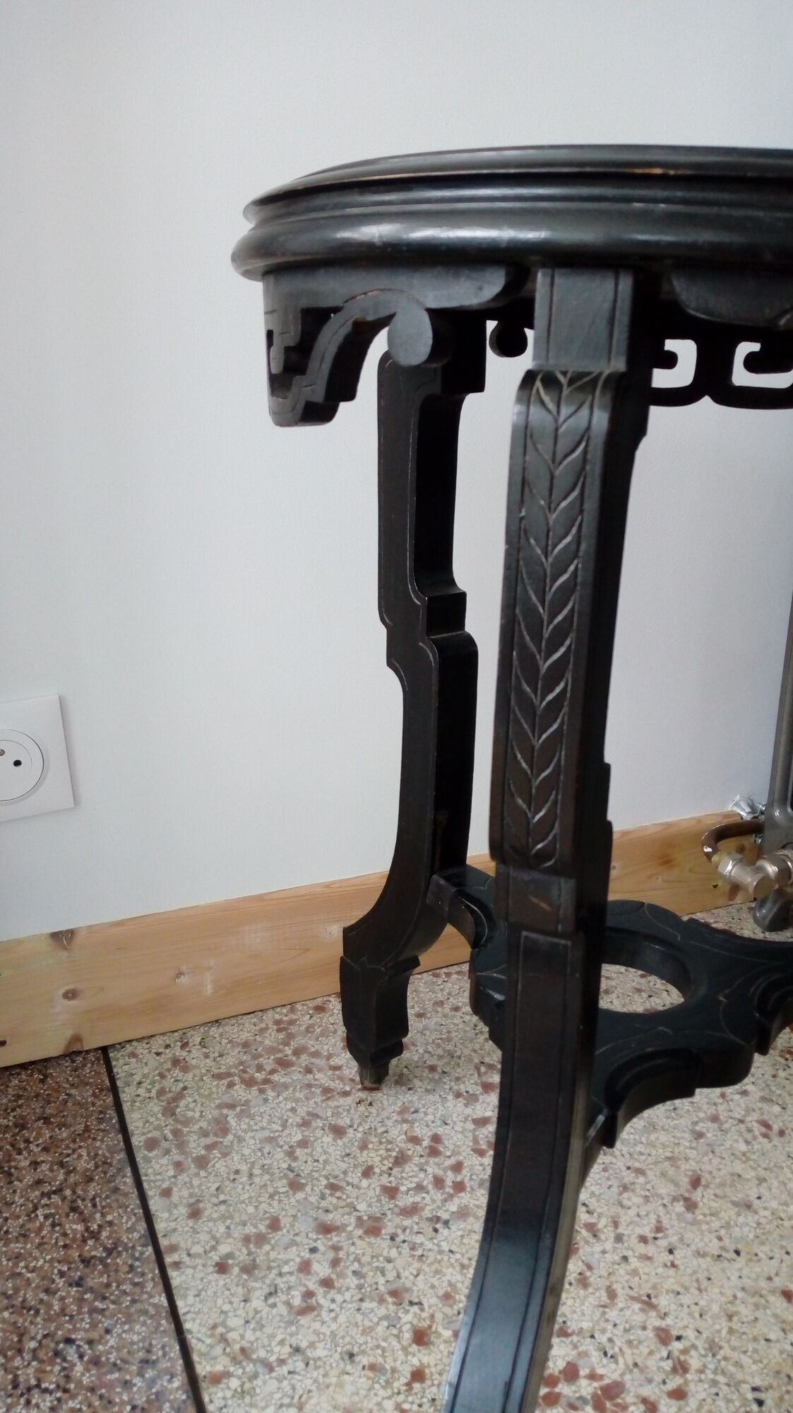 vintage wooden tripod-pocket tripod or bedside table