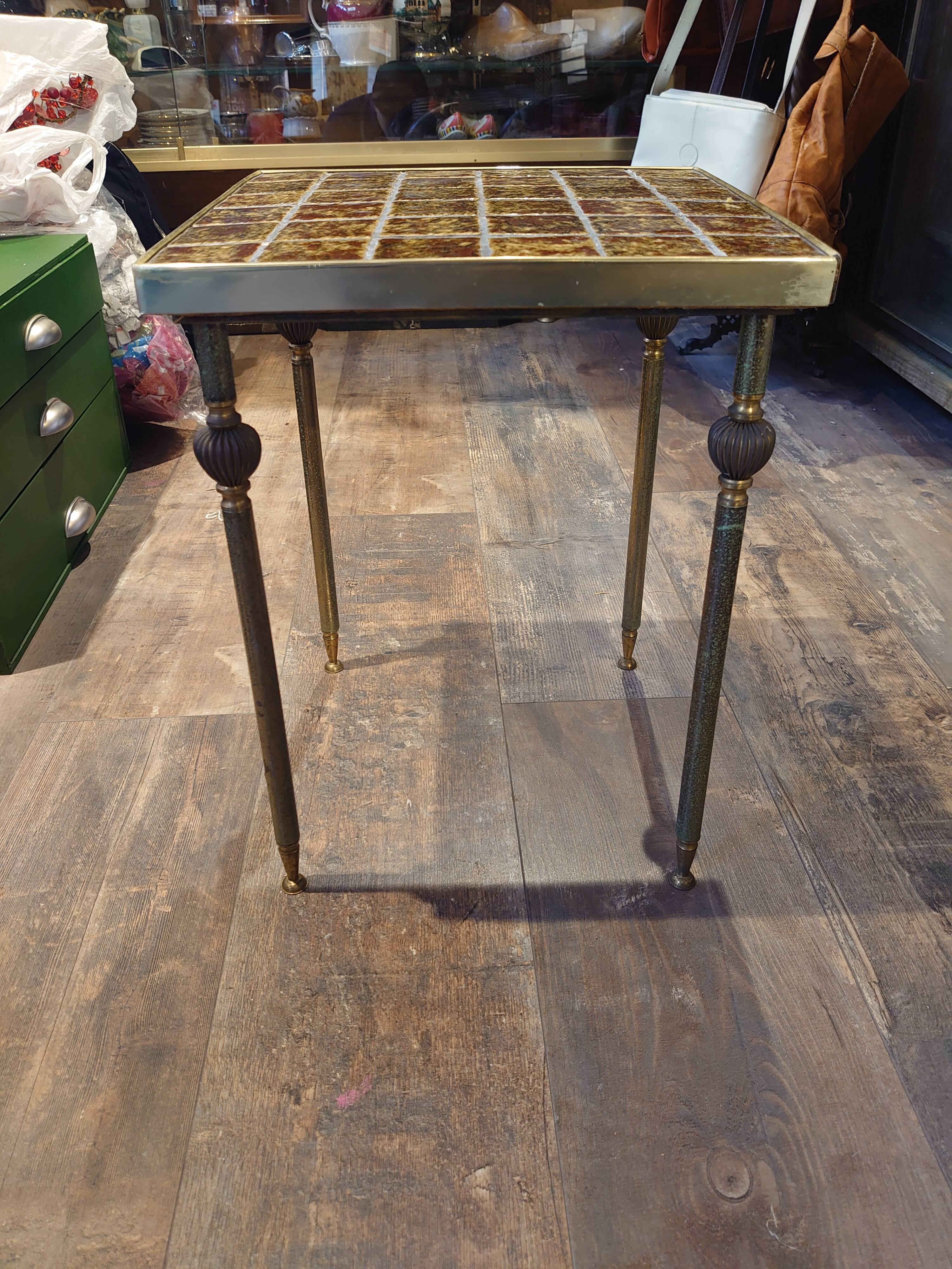 70s table with tiled top
