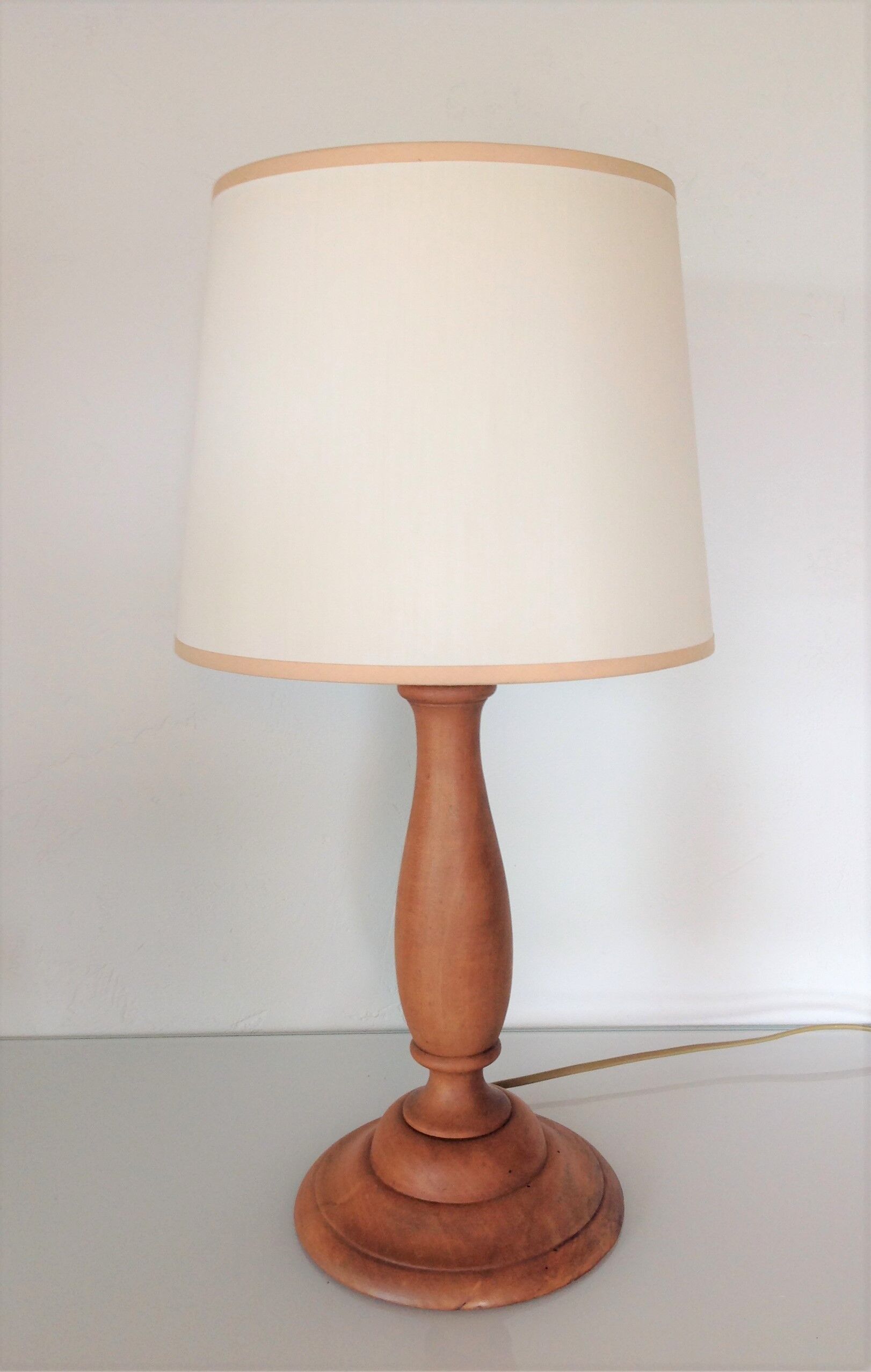 Turned wood lamp vintage 60s-70s